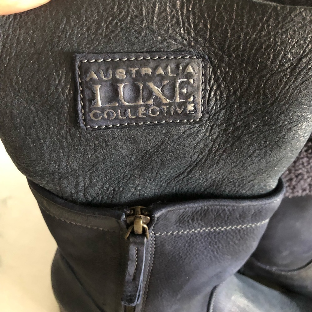 Australia Luxe Collective Lever Sheepskin Boots - Picture 8 of 13
